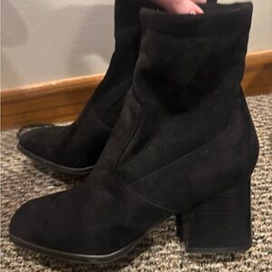 Marc Fisher suede Black Heeled Boots